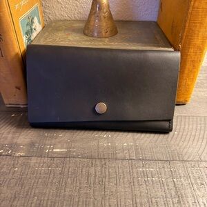 Genuine leather black leather wallet